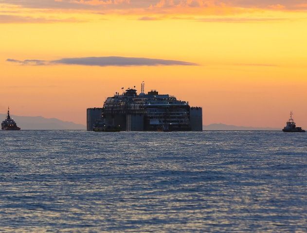 Dismantling and recycling of the Costa Concordia wreck