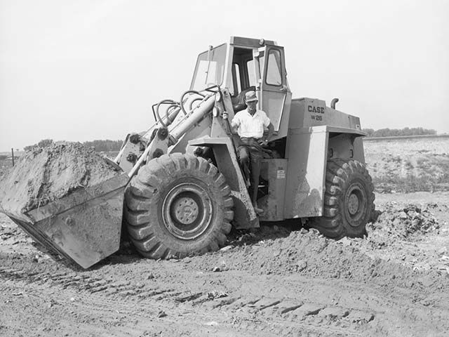 CASE Celebrates 60 Years of Wheel Loader Manufacturing in 2018