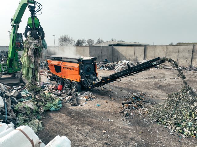 Cesaro realizza la griglia mobile per i trituratori industriali