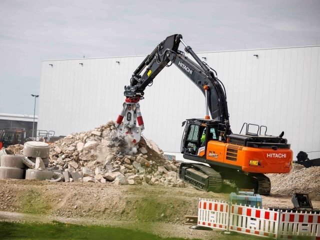 Hitachi presents specially adapted ZX390TC-7 excavator at Intermat